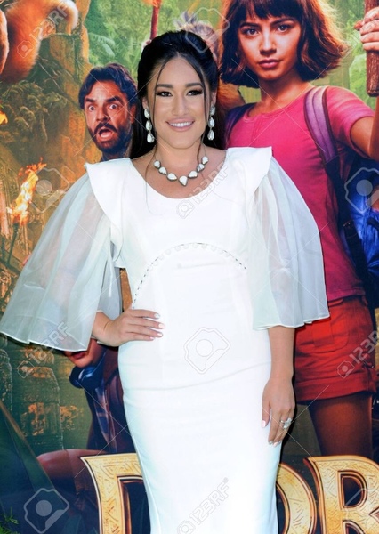 Q'orianka Kilcher photo