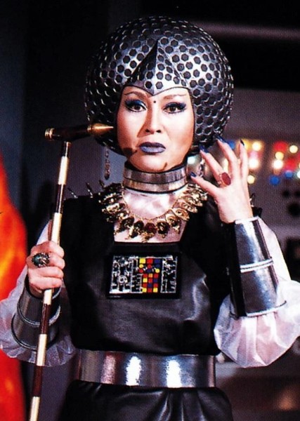 Queen Hedrian photo
