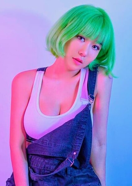 Queen Wa$abii (Kim So-hee) photo