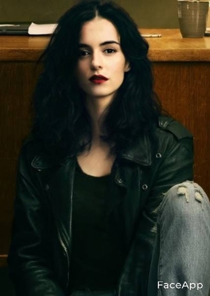 Quinn Shephard photo