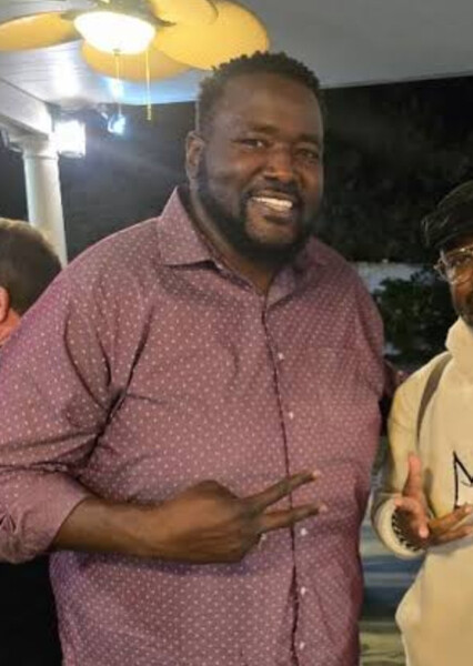 Quinton Aaron photo