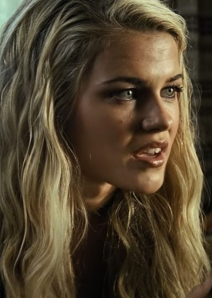 Rachael Taylor photo
