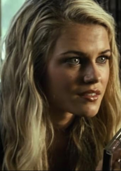 Rachael Taylor photo