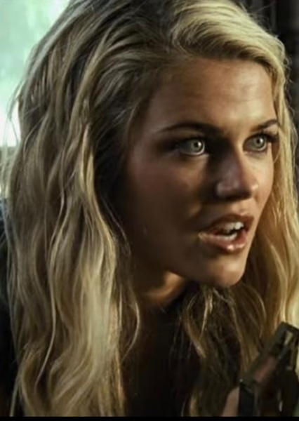Rachael Taylor photo