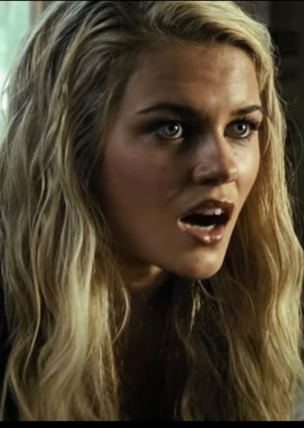 Rachael Taylor photo