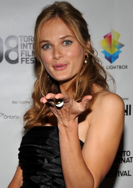 Rachel Blanchard photo