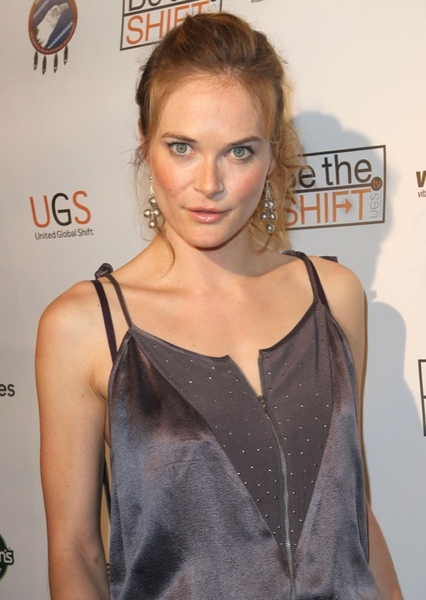 Rachel Blanchard photo