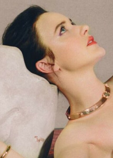 Rachel Brosnahan photo