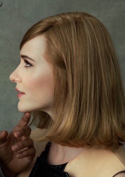 Rachel Brosnahan photo