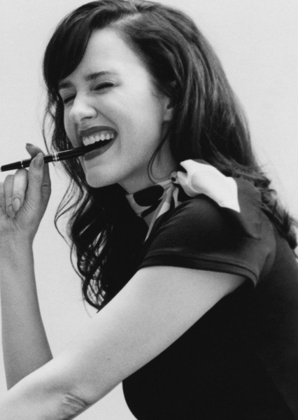 Rachel Brosnahan photo