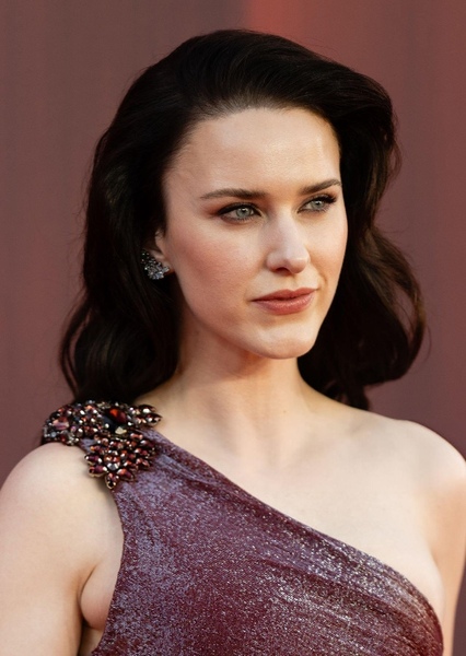 Rachel Brosnahan photo