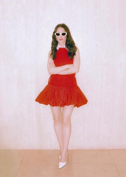 Rachel Brosnahan photo