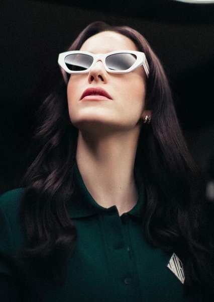 Rachel Brosnahan photo
