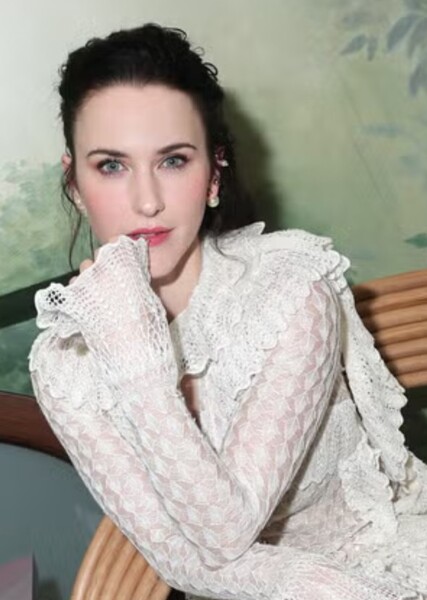 Rachel Brosnahan photo