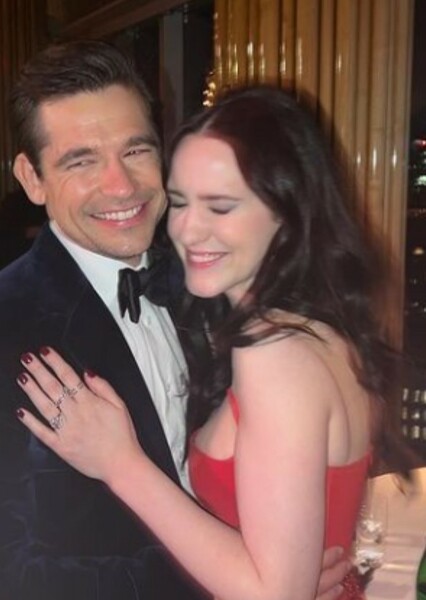 Rachel Brosnahan photo