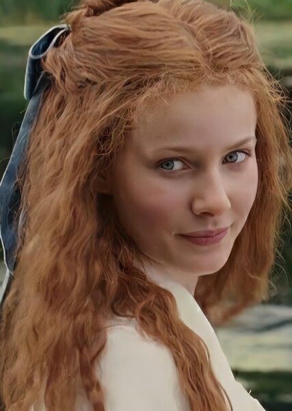 Rachel Hurd-Wood photo