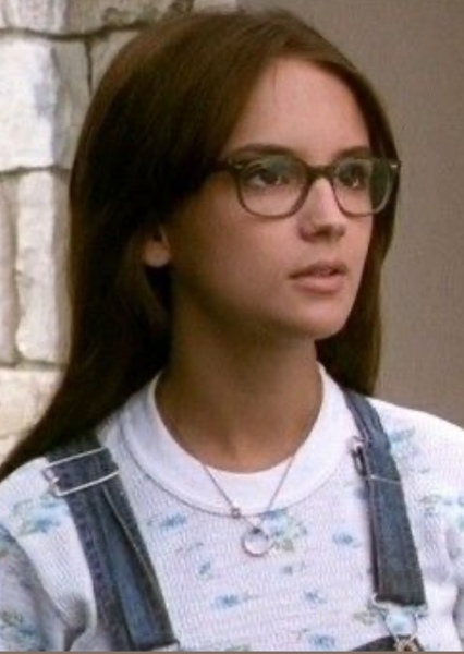 Rachel Leigh Cook
