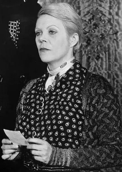 Rachel Roberts