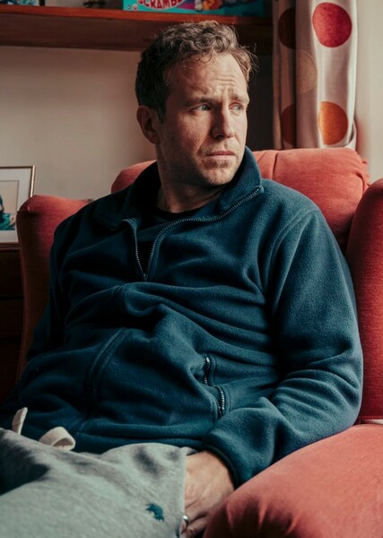Rafe Spall photo