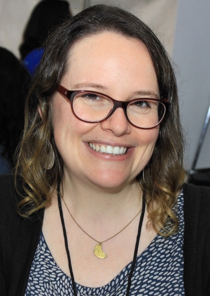 Raina Telgemeier photo