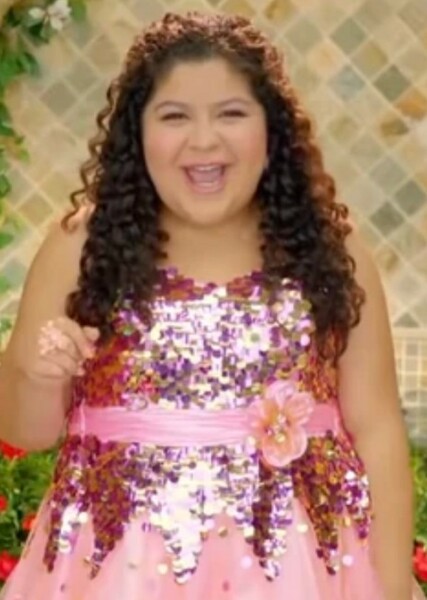 Raini Rodriguez photo