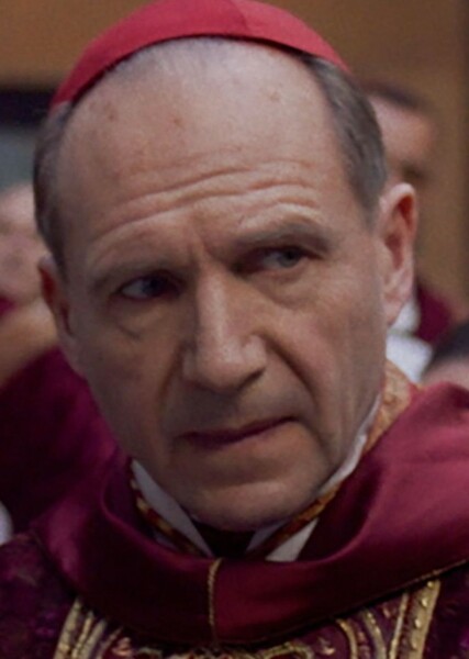 Ralph Fiennes photo