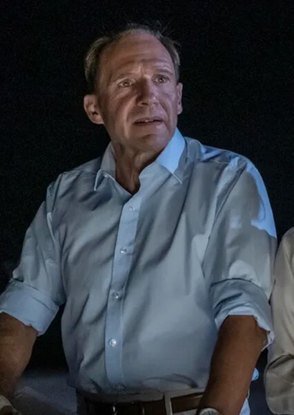 Ralph Fiennes photo