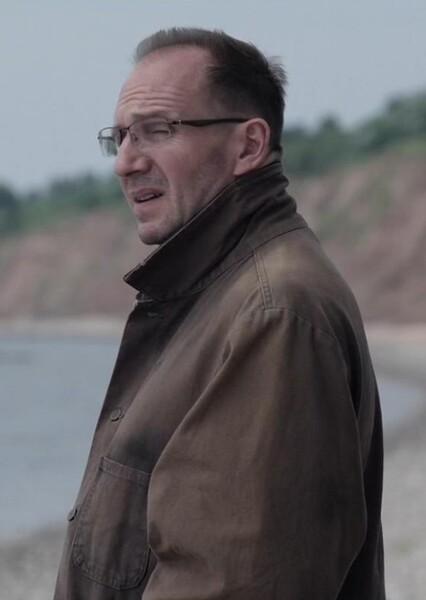 Ralph Fiennes photo