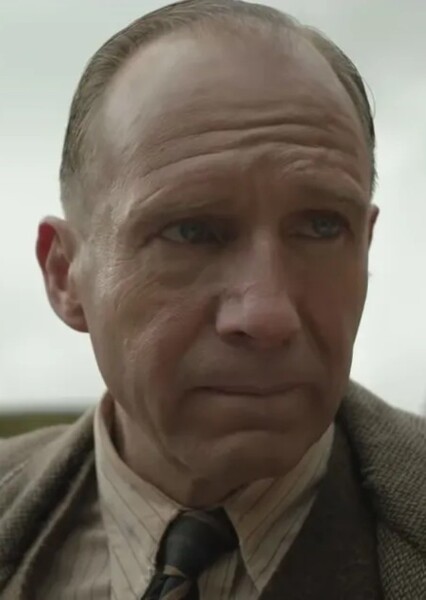 Ralph Fiennes photo