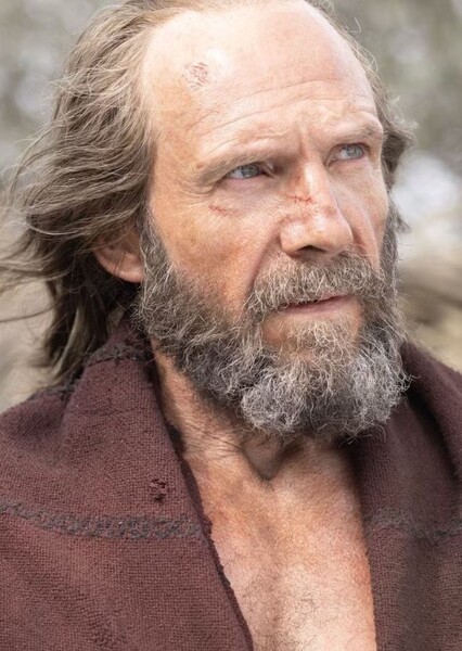 Ralph Fiennes photo