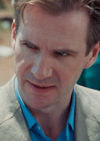 Ralph Fiennes photo