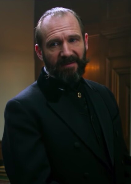 Ralph Fiennes photo