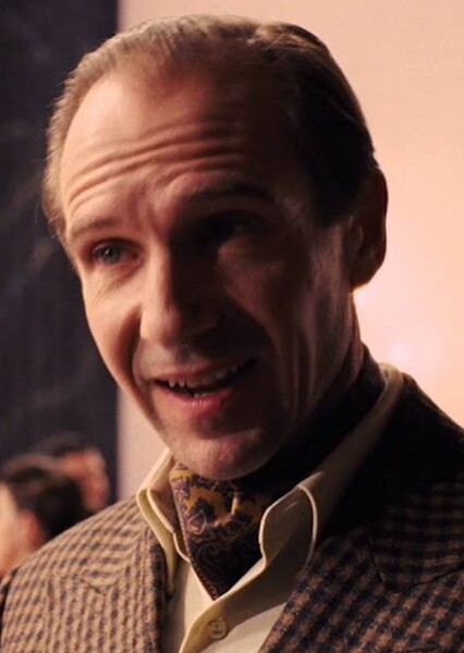 Ralph Fiennes photo