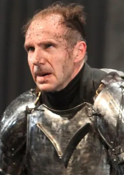 Ralph Fiennes photo