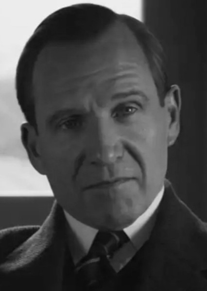 Ralph Fiennes photo