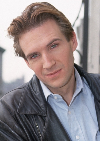 Ralph Fiennes photo