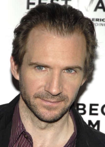 Ralph Fiennes photo