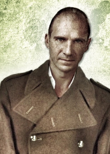 Ralph Fiennes photo