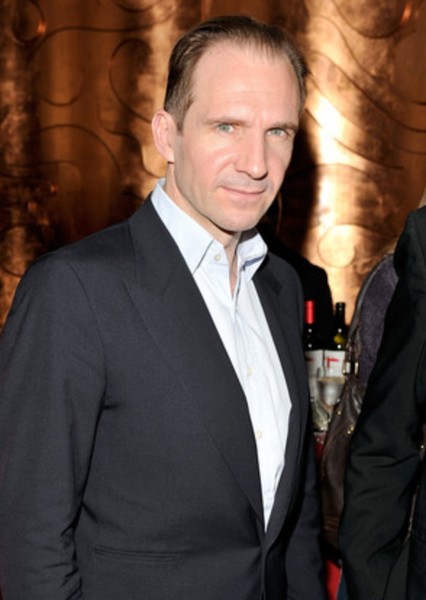 Ralph Fiennes photo
