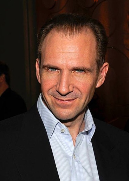 Ralph Fiennes photo