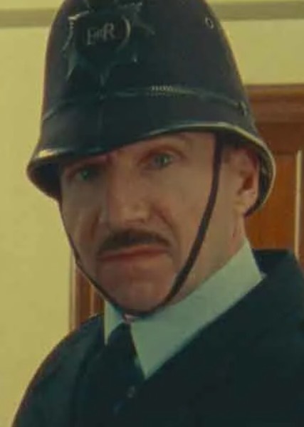 Ralph Fiennes photo