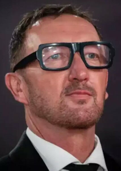 Ralph Ineson photo