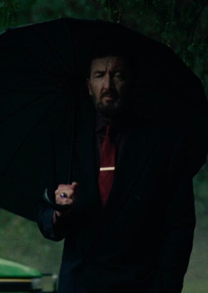 Ralph Ineson photo