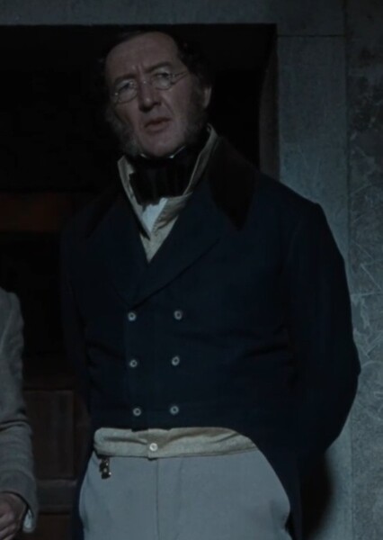 Ralph Ineson photo