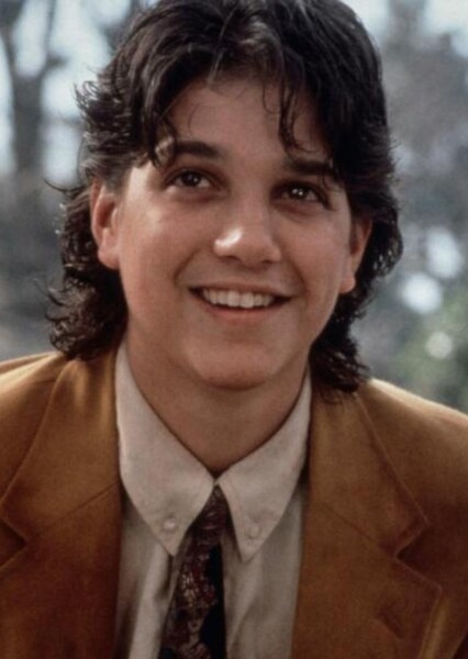 Ralph Macchio photo