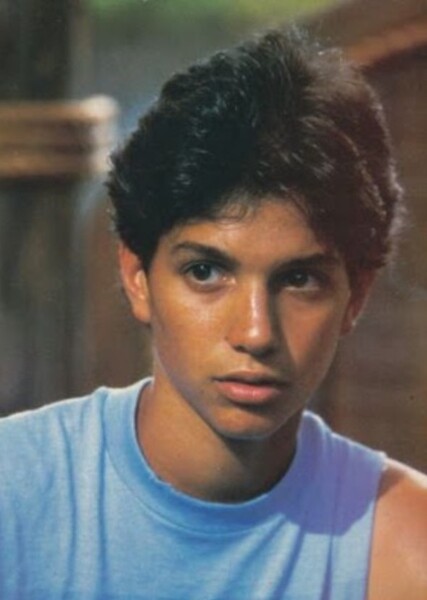 Ralph Macchio photo