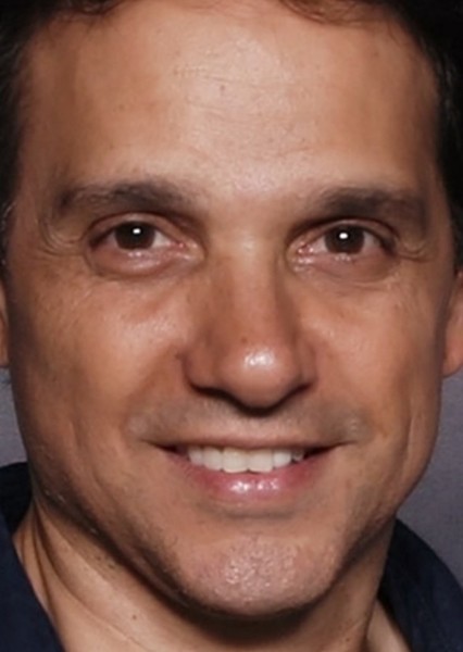 Ralph Macchio photo