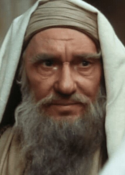 Ralph Richardson photo