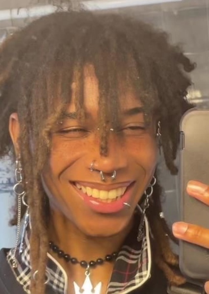 Ramone (@cynlotuslol)