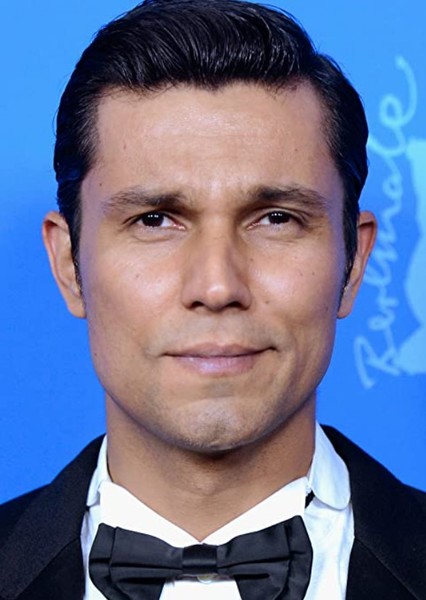 Randeep Hooda photo